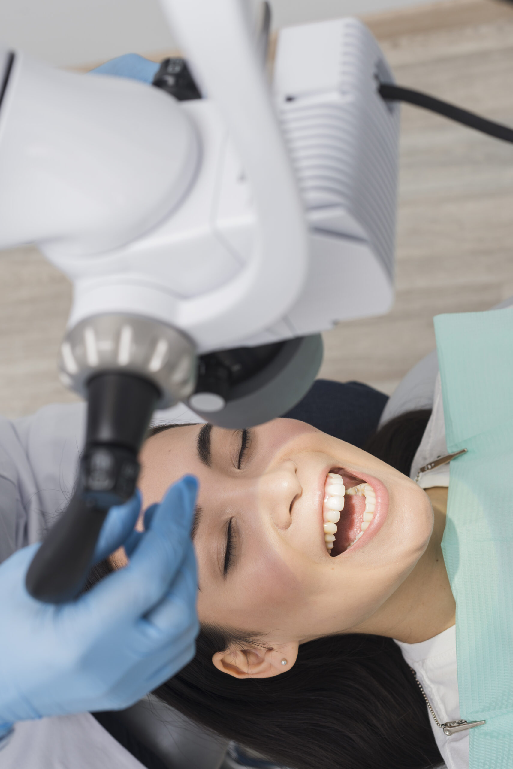 woman-dentist